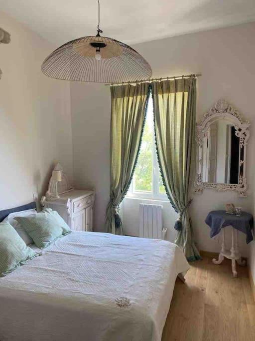 モンブシェ＝シュル＝ジャブロンPeaceful Retreat In Drome Provencale Castelアパートメント エクステリア 写真